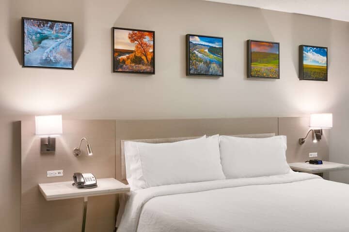 Room 7 of 75