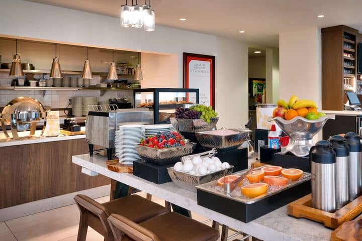 Breakfast/Coffee Service 40 of 75